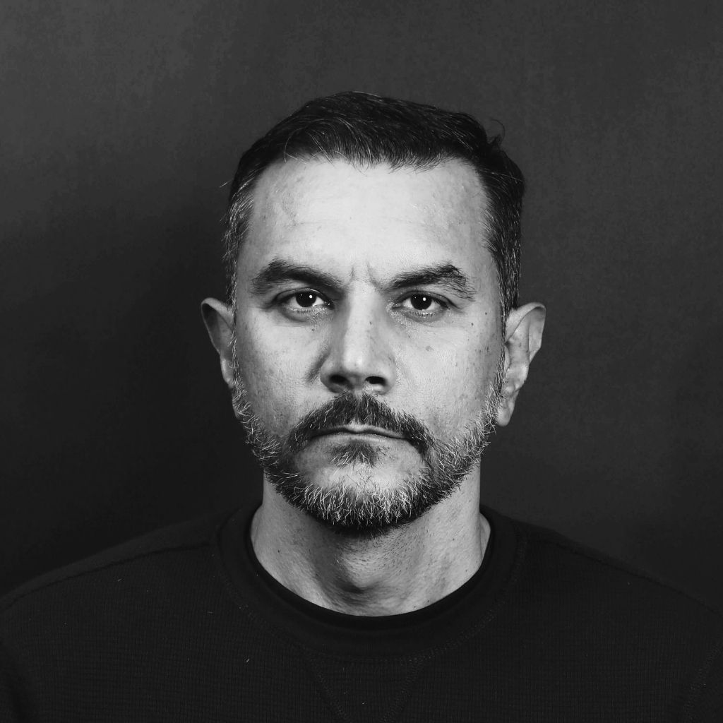 Cem Item B&W